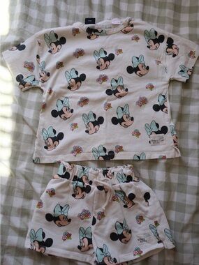 Disney Minnie Mouse Cream and Mint Kids Pajama Set